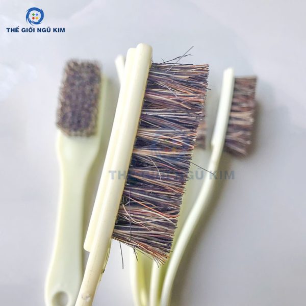 Chổi lông ngựa cán nhựa trắng - Hình ảnh 2