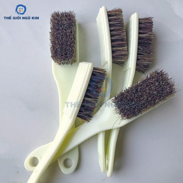Chổi lông ngựa cán nhựa trắng - Hình ảnh 4